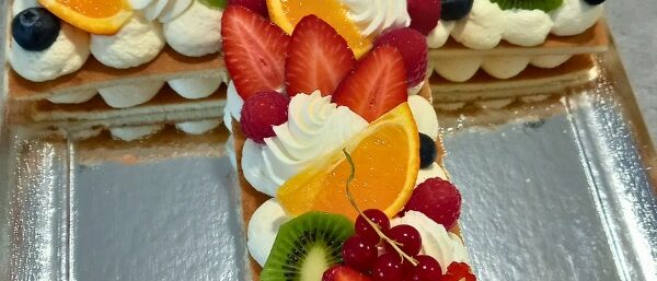 Les Gourmandises de Kevin Marles 02 layer cake fruits communion bapteme