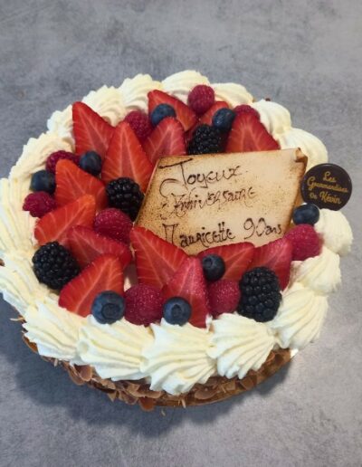 Les Gourmandises de Kevin Marles gateau danniversaire Hirson 02