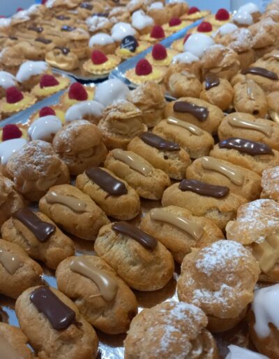 petitsfours mignardises sucrees choux les gourmandises de kevin 1