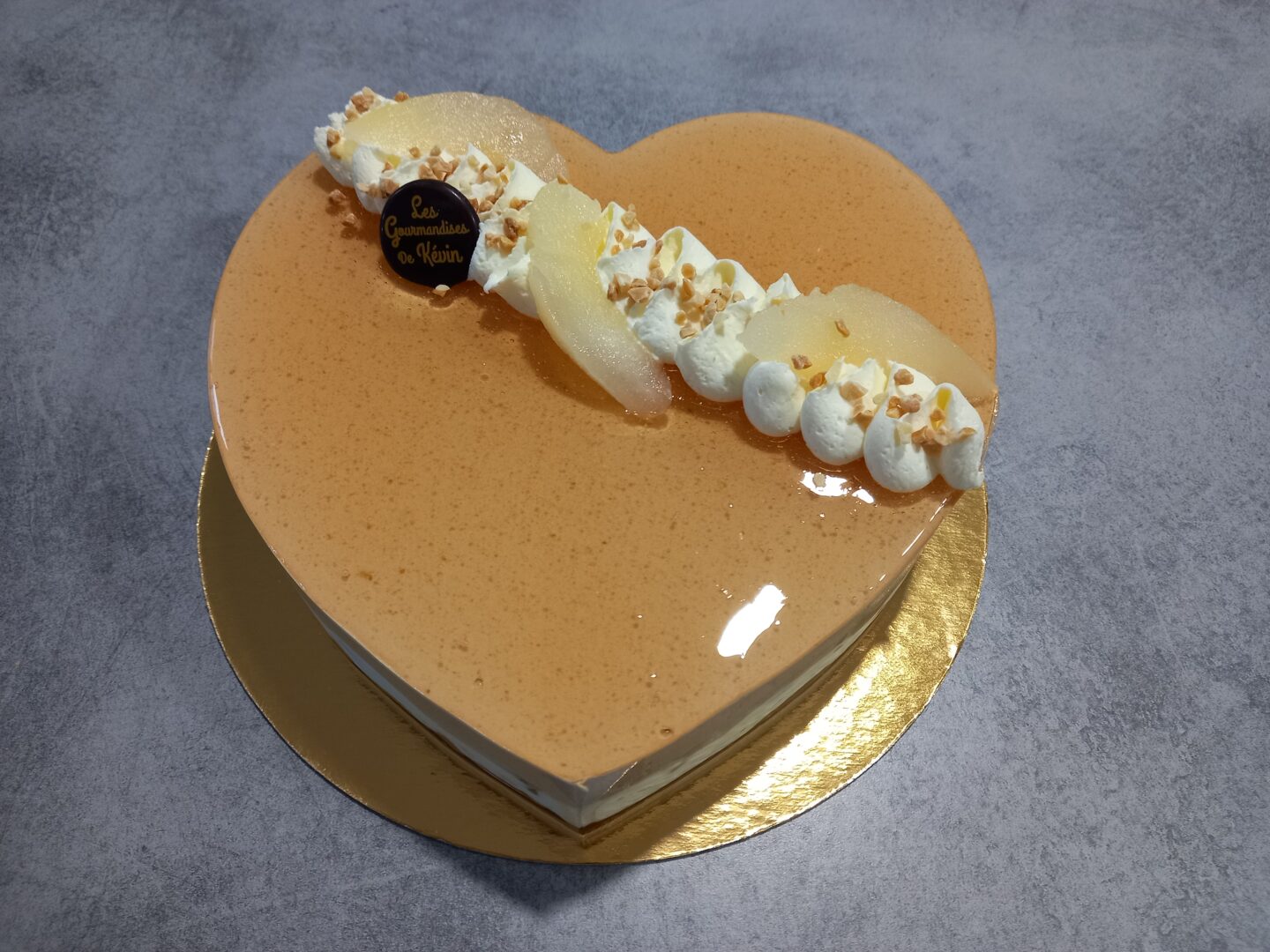 gateau anniversaire bapteme les gourmandises de kevin mariage coeur amour mousse weddingcake